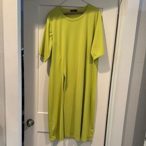 Zara Green Sheath Blouse Crew Neck Short Sleeve Casual